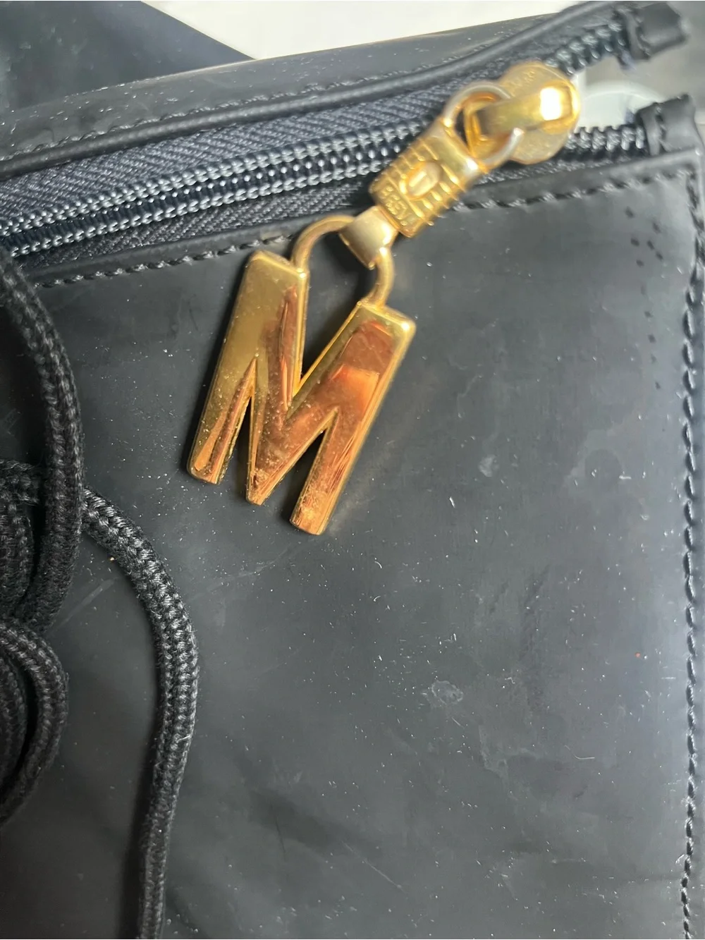 Moschino Vintage Black and White Logo Travel/Beach Bag - Picture 7 of 9